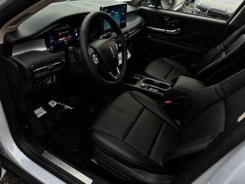 Certified 2022 Lincoln Corsair AWD w/ Premium Package image 17