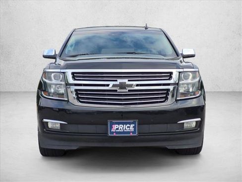 Used 2017 Chevrolet Tahoe Premier RWD image 2