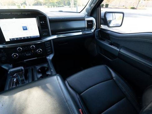 Used 2021 Ford F150 Lariat w/ Equipment Group 501A Mid image 17