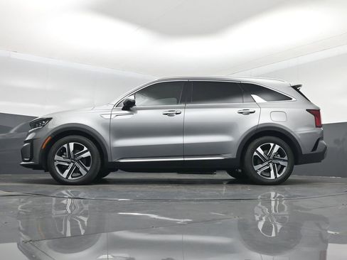Used 2022 Kia Sorento SX Prestige w/ Panoramic Sunroof Package AWD/4WD image 15
