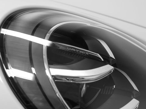 Certified 2025 Porsche 911 Carrera S RWD image 23