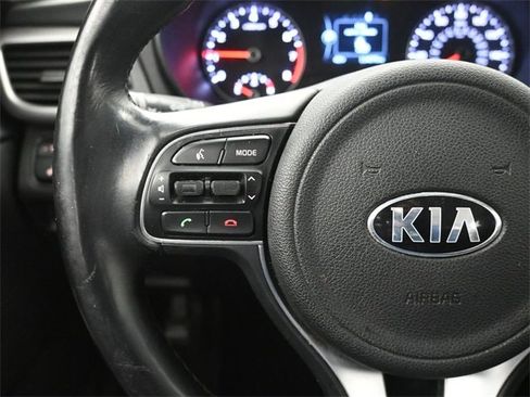 Used 2016 Kia Optima LX w/ Technology Package image 28