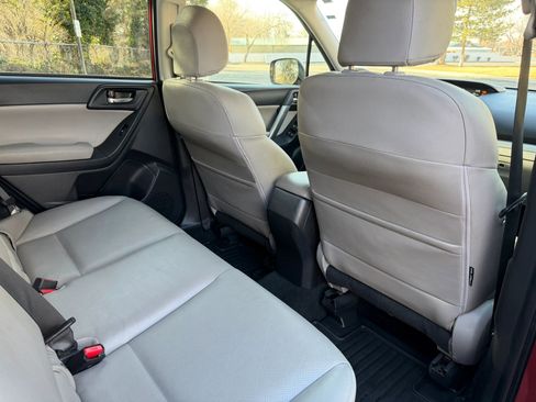 Used 2016 Subaru Forester 2.5i Limited w/ Popular Package #2 image 39