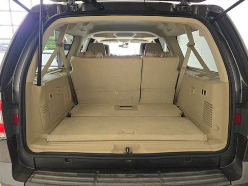 Used 2015 Lincoln Navigator L 4WD w/ Equipment Group 101A Reserve image 15