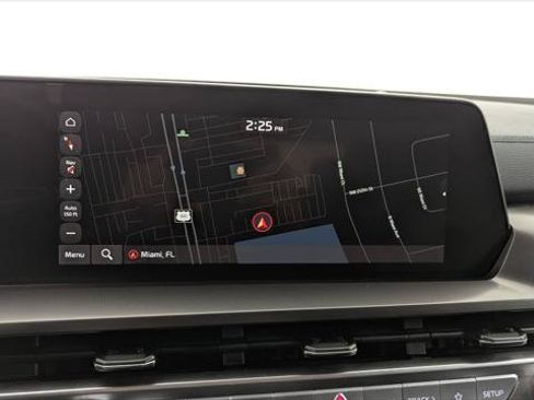 Used 2025 Kia Telluride S FWD image 24