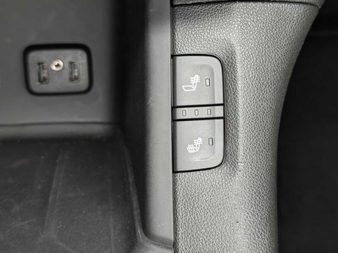 Used 2017 GMC Acadia SLT AWD/4WD image 31