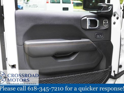 Used 2021 Jeep Wrangler Unlimited Sahara AWD/4WD image 22
