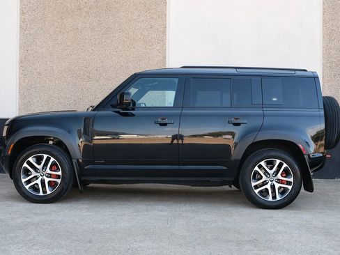 Used 2023 Land Rover Defender 110 X image 6