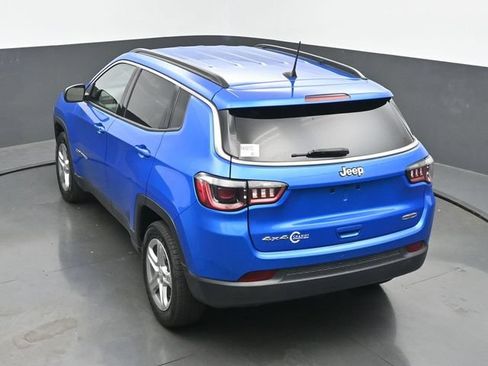 Used 2024 Jeep Compass Latitude AWD/4WD image 39