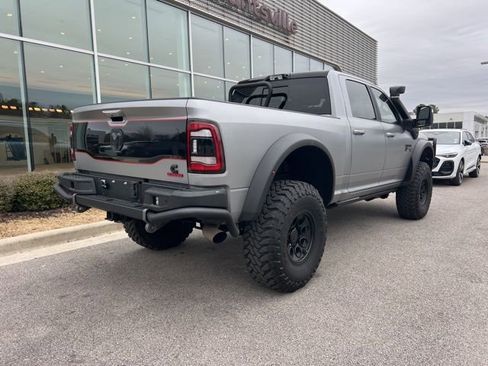 Used 2024 RAM 2500 Laramie w/ Night Edition image 11