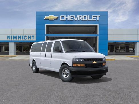 New 2025 Chevrolet Express 3500 LS image 1