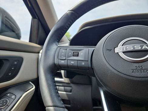 Used 2023 Nissan Rogue SL FWD image 26