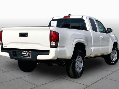 Used 2023 Toyota Tacoma SR w/ SR Convenience Package RWD image 12