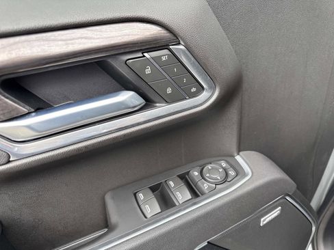 Used 2025 Chevrolet Silverado 1500 LTZ w/ Technology Package image 19