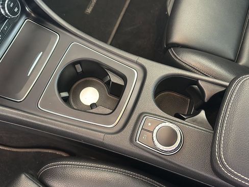 Used 2019 Mercedes-Benz GLA 250 4MATIC w/ Multimedia Package image 24