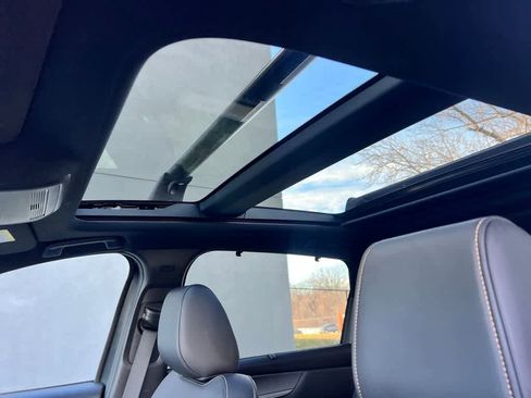 Certified 2025 MAZDA CX-70 Plug-In Hybrid w/ Premium Plus image 16