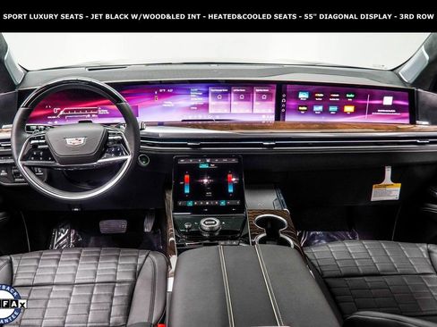 Used 2026 Cadillac Escalade Platinum Sport AWD/4WD image 5