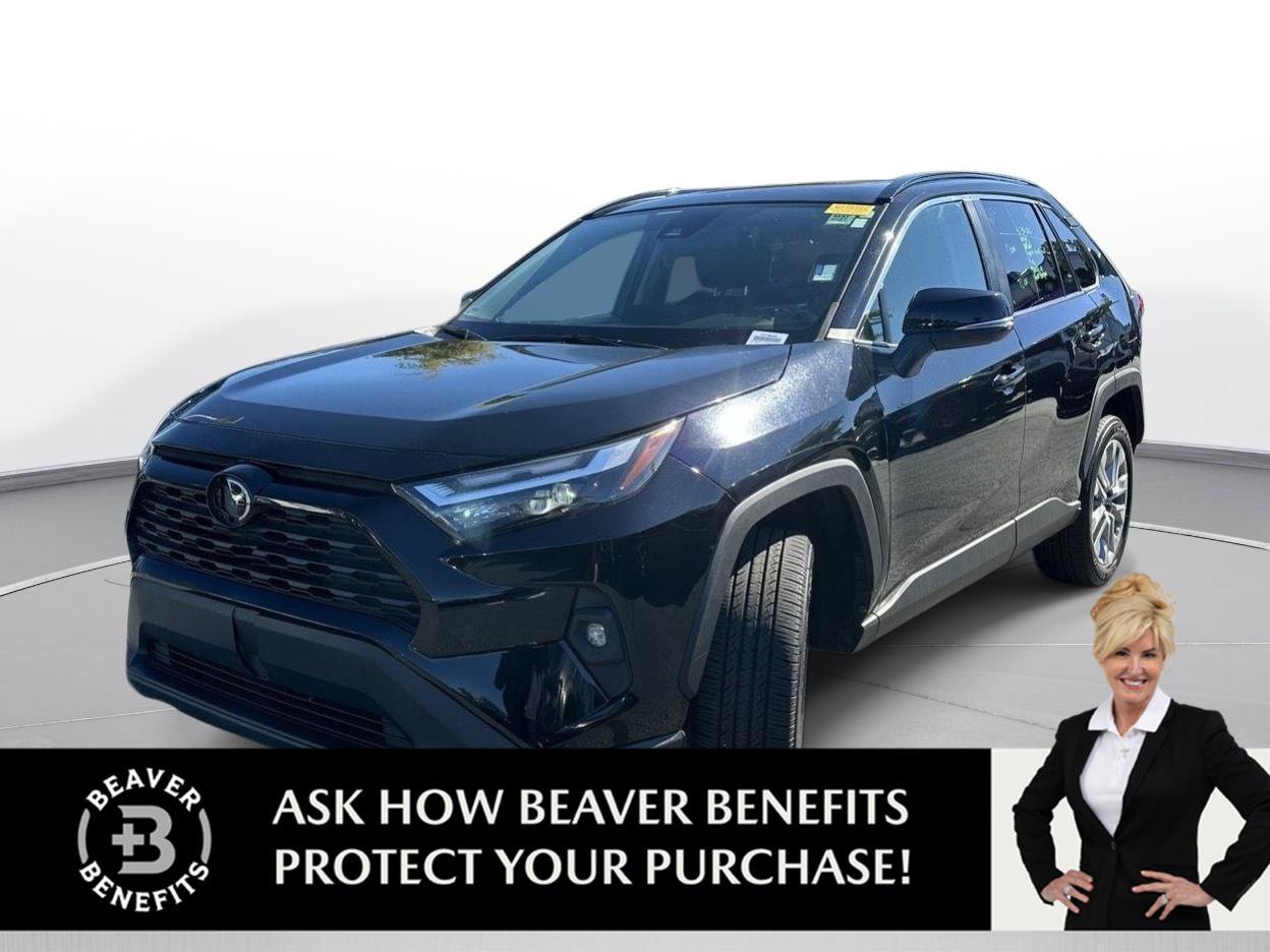 Used 2022 Toyota RAV4 XLE Premium FWD image 1