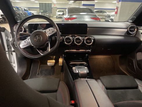 Used 2023 Mercedes-Benz CLA 250 image 16