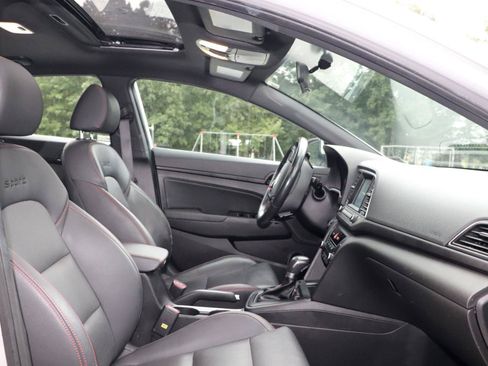 Used 2018 Hyundai Elantra Sport FWD image 28