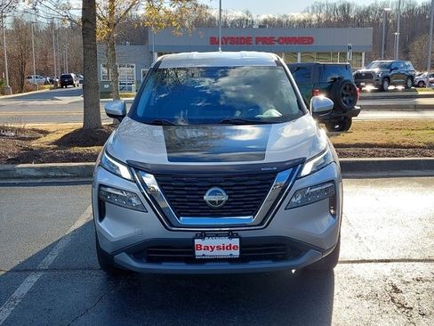 Used 2023 Nissan Rogue SV image 5