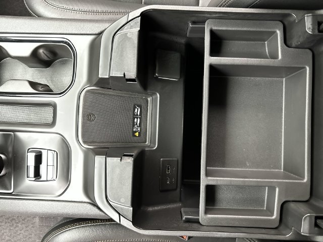 Used 2022 GMC Sierra 1500 AT4 w/ AT4 Premium Package AWD/4WD image 20