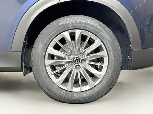 Used 2024 MAZDA CX-90 Plug-In Hybrid w/ Preferred AWD/4WD image 11