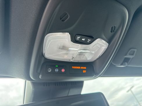 New 2026 GMC Canyon Elevation w/ Convenience Package image 20