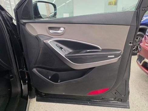 Used 2017 Hyundai Santa Fe Sport AWD/4WD image 29