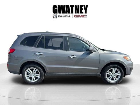 Used 2010 Hyundai Santa Fe Limited w/ Navigation Pkg 4 FWD image 4