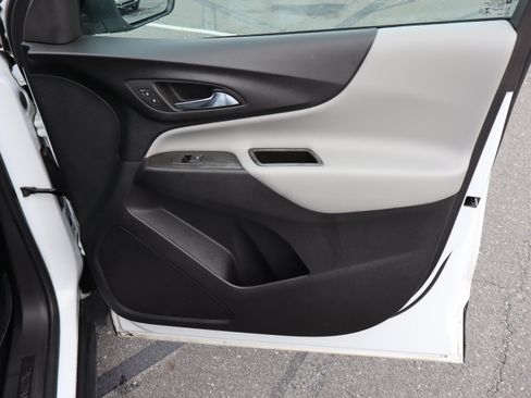 Used 2023 Chevrolet Equinox LS w/ LS Convenience Package FWD image 35