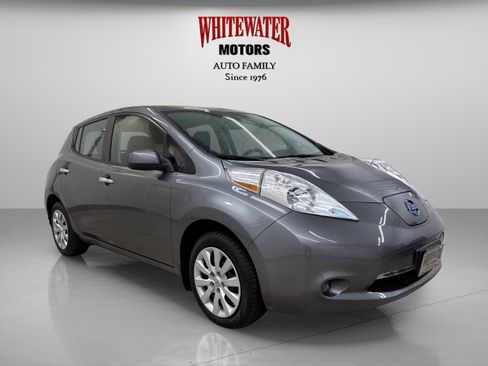 Used 2015 Nissan Leaf S w/ Charge Package image 6