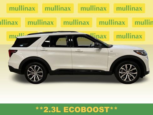 New 2025 Ford Explorer ST-Line w/ Premium Package image 2