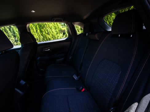 Certified 2024 Honda HR-V Sport image 29