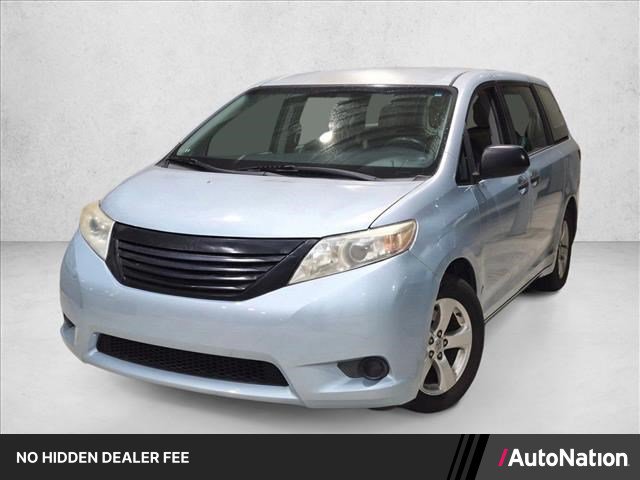 Used 2017 Toyota Sienna L FWD image 1