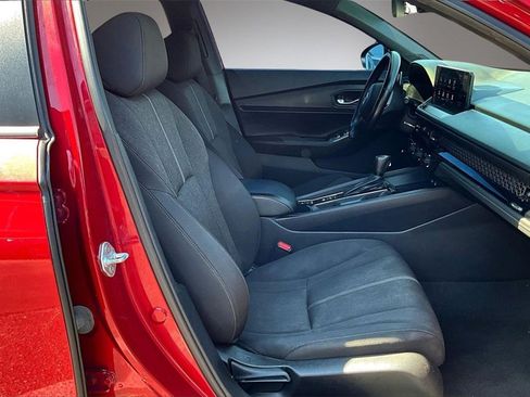 Used 2024 Honda Accord Sport image 28