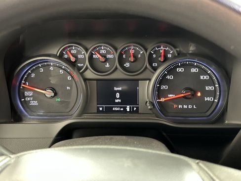 Used 2023 Chevrolet Silverado 1500 Custom image 15