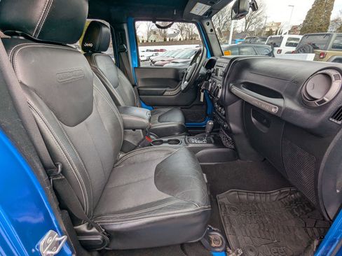 Used 2016 Jeep Wrangler Unlimited Freedom Edition image 24