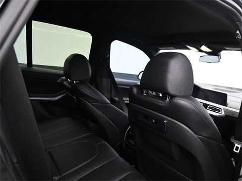 Used 2020 BMW X5 sDrive40i w/ Convenience Package image 16