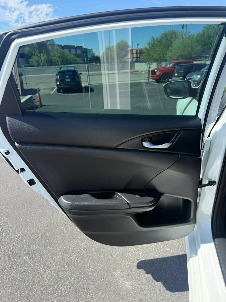 Used 2019 Honda Civic Sport image 12