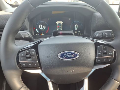 New 2026 Ford Explorer Platinum RWD image 19