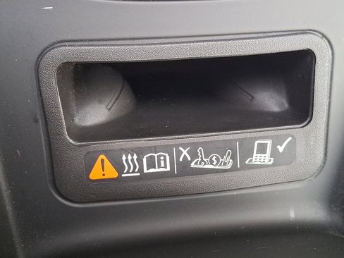 Used 2022 GMC Terrain Denali image 26