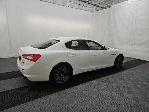 Used 2018 Maserati Ghibli S Q4 AWD/4WD image 3