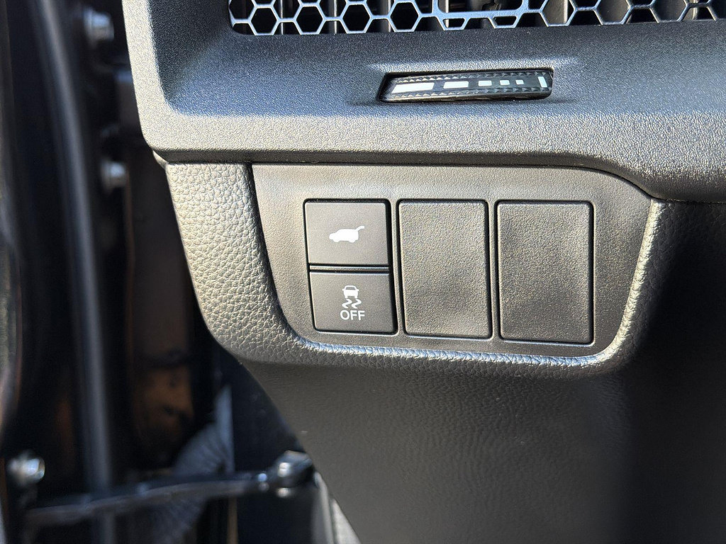 Used 2025 Honda CR-V Sport-L image 16