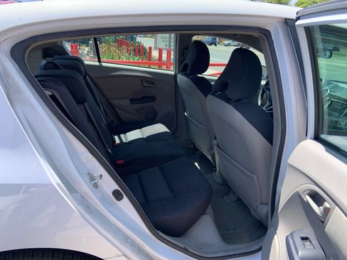 Used 2010 Honda Insight EX image 7