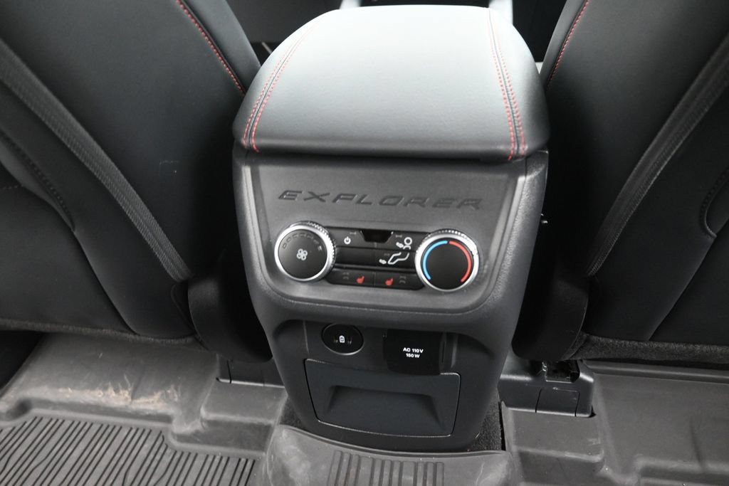 Used 2025 Ford Explorer ST RWD image 12