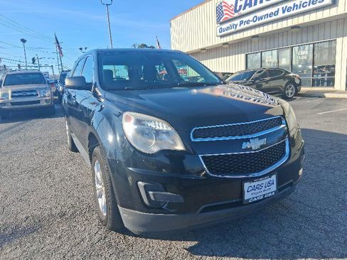Used 2013 Chevrolet Equinox LS image 2