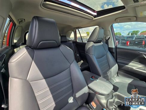 Used 2022 Toyota RAV4 XLE Premium AWD/4WD image 47