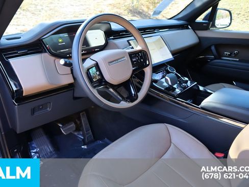 Used 2023 Land Rover Range Rover Sport SE Dynamic image 10