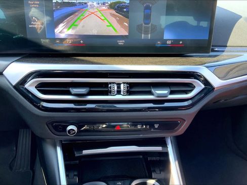 Used 2023 BMW 330i xDrive 330i xDrive w/ Premium Package image 34